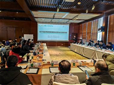 会议室里的人们AI 生成的内容可能不正确。